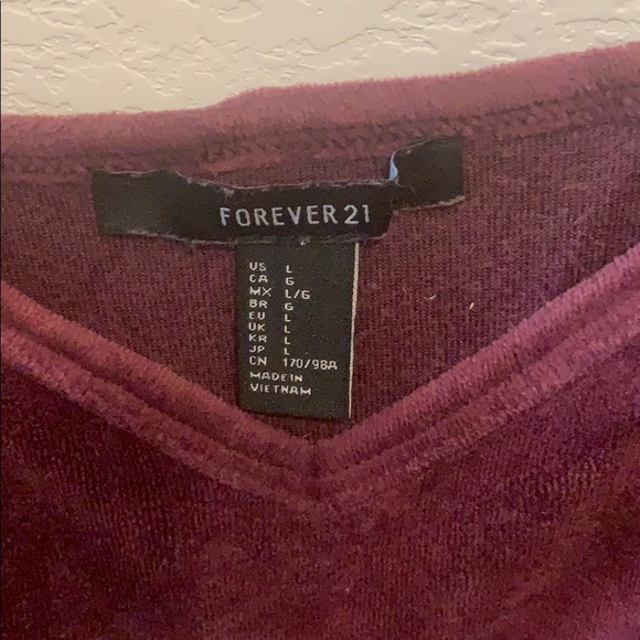 Purplish maroon crop top - Picture 3 of 3